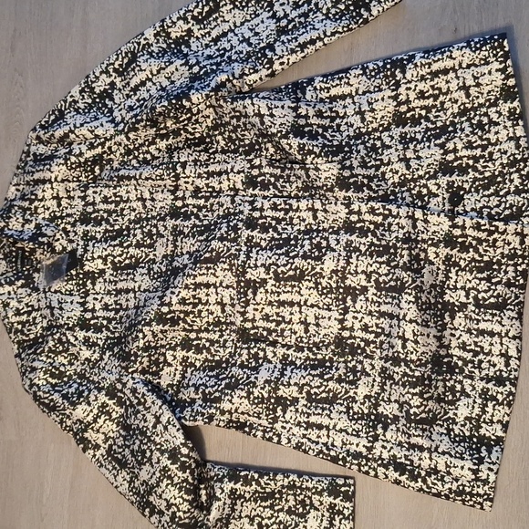 NEW LANE BRYANT PLUS SIZE BLACK & GOLD METALLIC JACQUARD JACKET - Picture 6 of 10